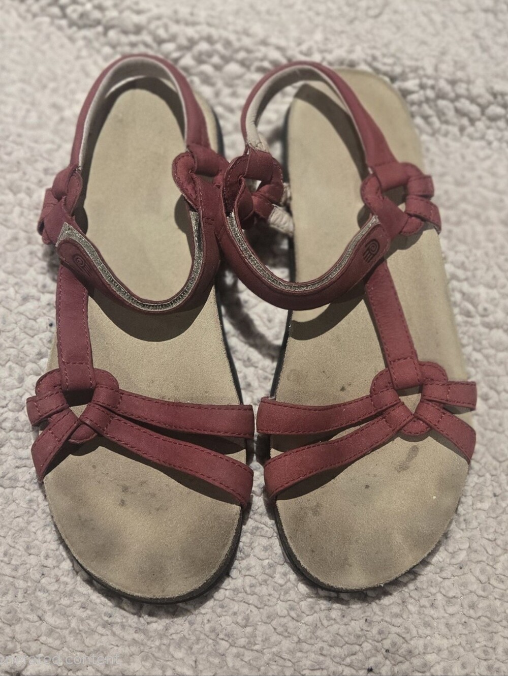 Stylish Teva Womens US Size 9.5 Red Nubuck Leather Strappy Sandals. VG condition